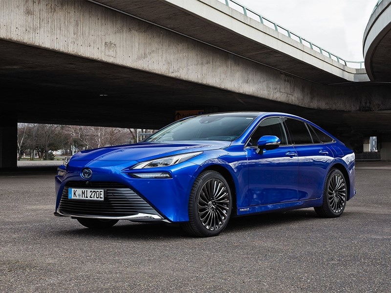 В Toyota считают, что водородные автомобили вытеснят дизельные с рынка