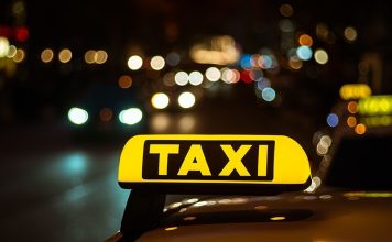 Минпромторг назвал модели, которые смогут работать в такси с 2026 года