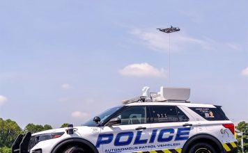 В США появился первый автономный полицейский патрульный автомобиль