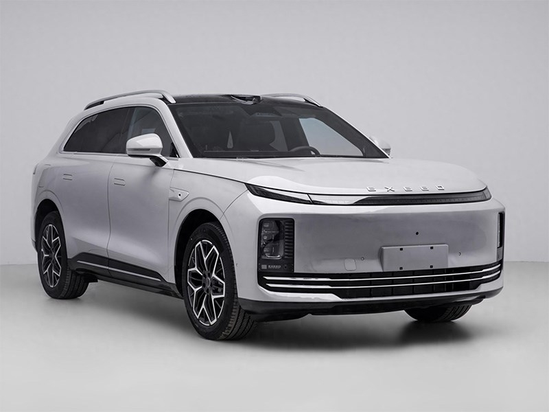 Chery представила обновлtнный Exlantix ET