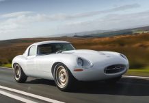 Eagle создала ультралегкий Jaguar E-Type GTR