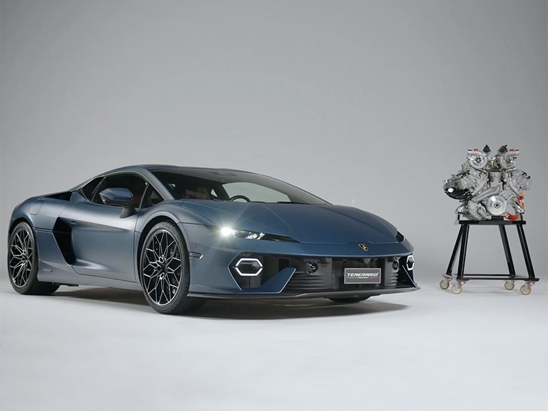 Lamborghini не откажется от ДВС в ближайшие 10 лет