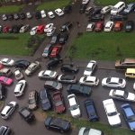 В Москве назвали районы с самыми дорогими и дешевыми парковками со шлагбаумом