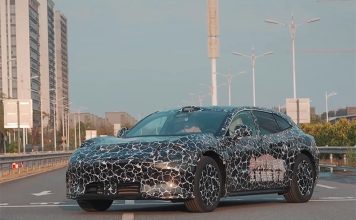 Huawei и GAC анонсировали свой первый спортивный универсал с автопилотом