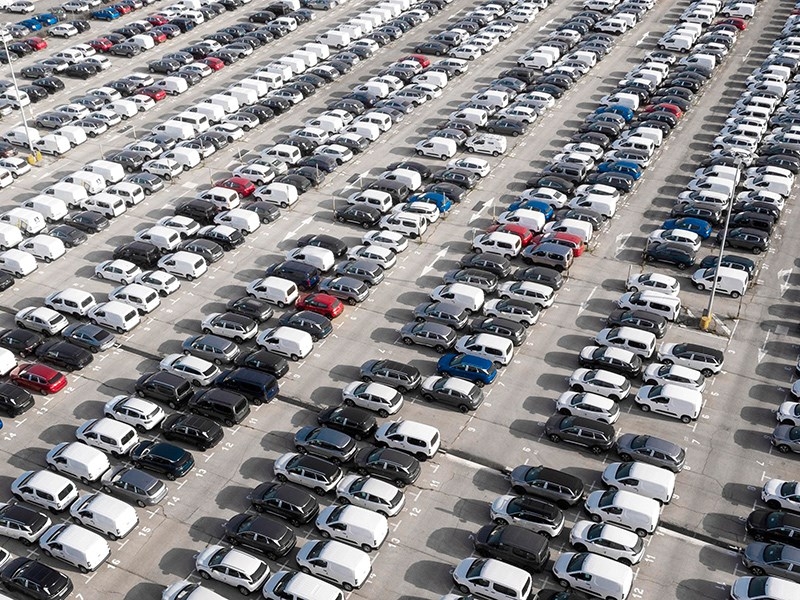 Лизинговые автомобили возвращаются на рынок с большими скидками