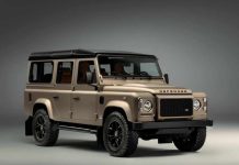 На покраску этого классического Land Rover Defender потребуется около 300 часов