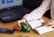 Почему из-за утильсбора россияне стали меньше брать кредитов?