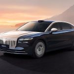 В Китае начались продажи роскошного гибридного седана Voyah Passion L