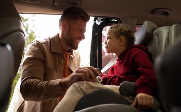 В России начали действовать штрафы за нарушение правил перевозки детей