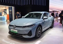 Volkswagen готовит для Китая гибридный Passat с запасом хода 1300 км