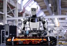 Автозаводы без людей становятся реальностью быстрее, чем ожидалось