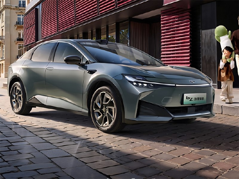 Toyota bZ3 в Китае &laquo;поумнел&raquo; и получил лидар