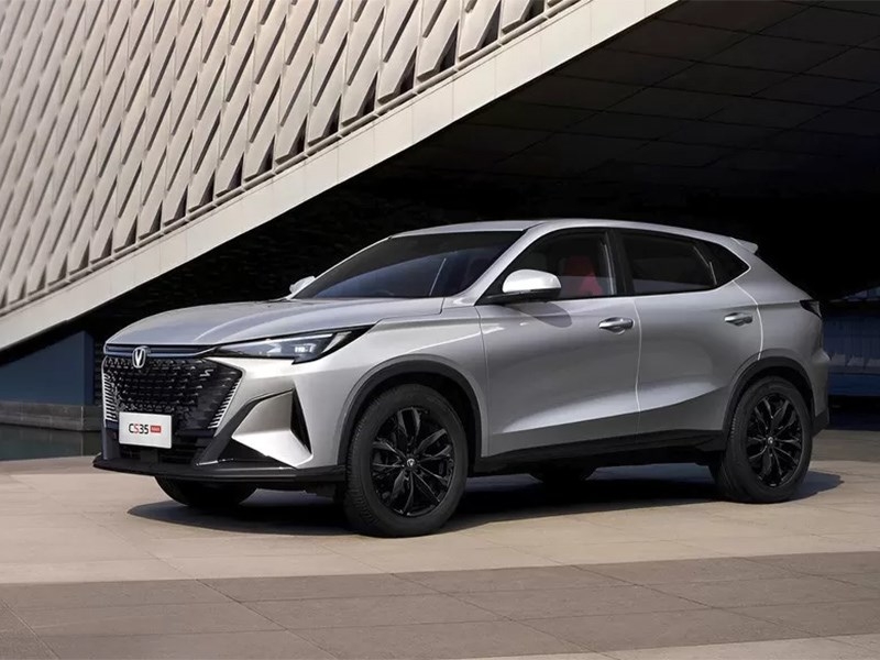 Changan выводит на рынок России новый CS35 Max