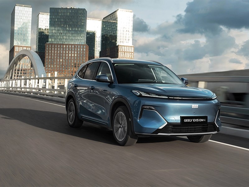 Geely готовит для России версию гибридного EX5 EM-i с большим запасом хода
