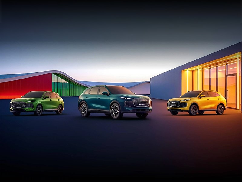 У российской марки Tenet появятся еще три новые модели