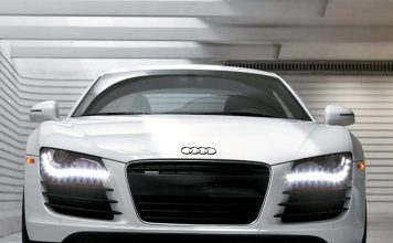 Audi допускает появление нового суперкара с ДВС. Но это будет не R8
