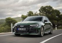 Audi представила лимитированную версию RS3 в честь юбилея 5-цилиндрового мотора