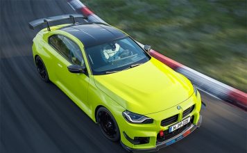 BMW подготовил для M2 заводской гоночный пакет