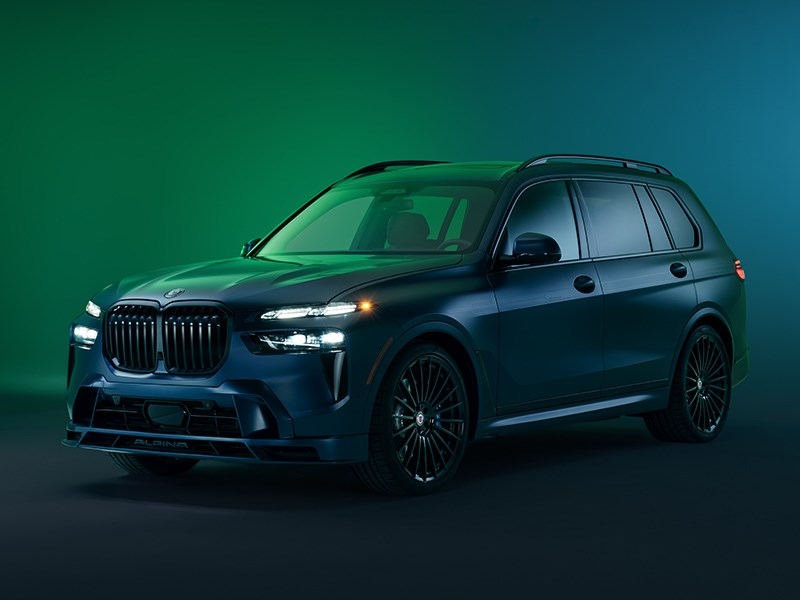 BMW представила прощальную версию Alpina XB7