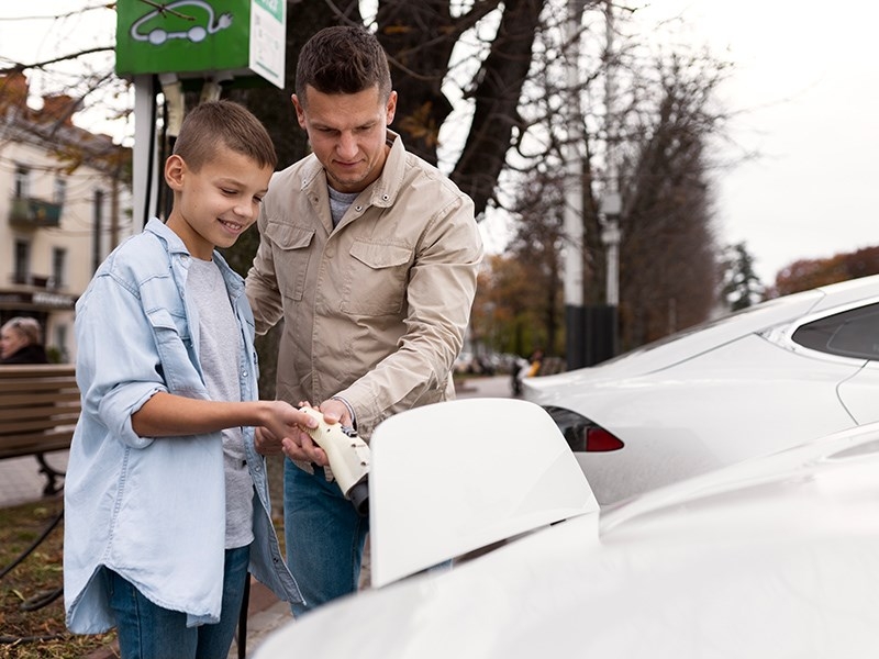 Электромобили с пробегом впервые стали дешевле дизельных машин