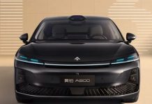 Новый седан GAC Hyptec A800 получил три электромотора и продвинутый автопилот