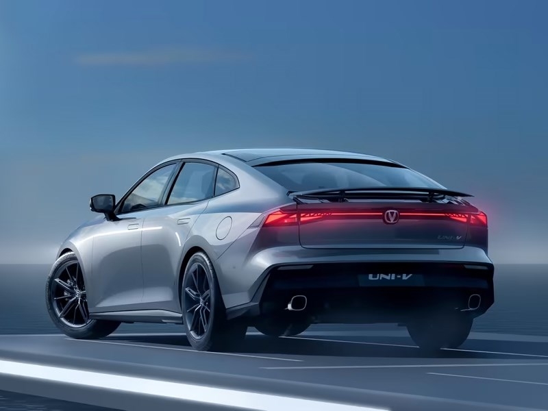 Changan Uni-V получит в России 235-сильный мотор и классический &laquo;автомат&raquo;