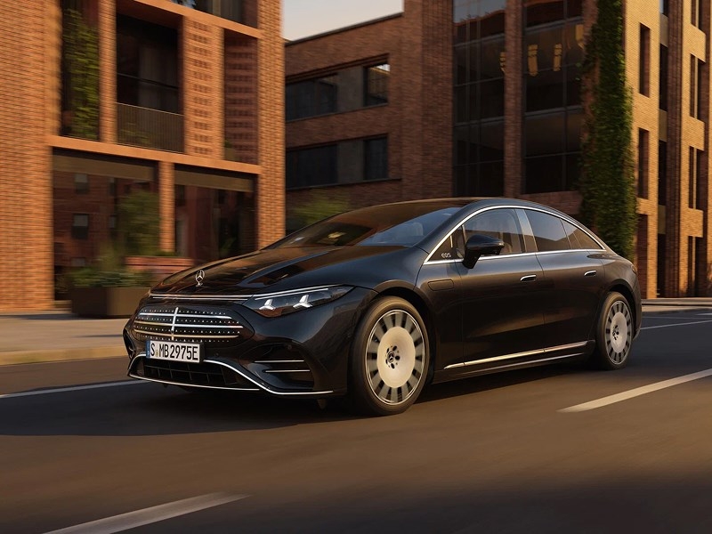 Обновленный Mercedes-Benz EQS получил запас хода до 950 км