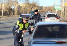 У россиянина не сработала попытка избежать лишения прав под предлогом военной службы