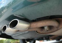 В России предложили увеличить штрафы за громкий выхлоп