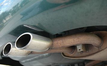 В России предложили увеличить штрафы за громкий выхлоп