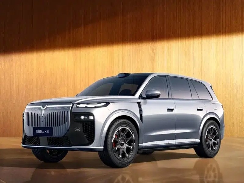 Voyah представил крупный кроссовер Taishan X8