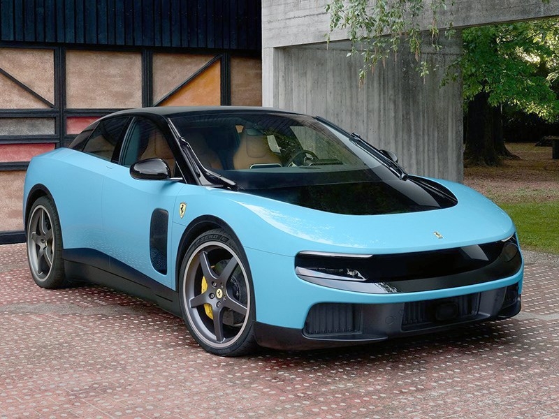 Ferrari представила электрического &laquo;китайца&raquo; за более, чем полмиллиона долларов