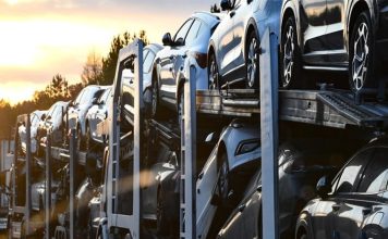 Импорт мощных автомобилей с пробегом рухнул в 8 раз после повышения утильсбора