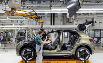 Россияне ждут возвращения западных автопроизводителей