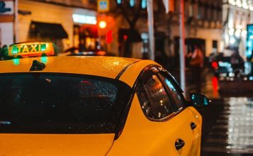 В Москве число нарушений среди таксистов увеличилось более, чем на 30%