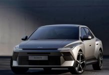 Hyundai обновил Elantra. Седан стал крупнее и мощнее