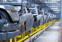 Ford пришлось вернуть 350 инженеров после того, как их заменила ИИ