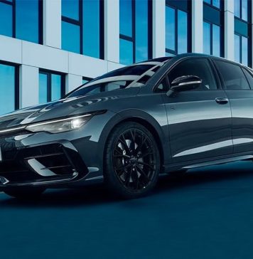 Volkswagen выпустил для Японии ограниченную спецверсию Golf R Black Edition II